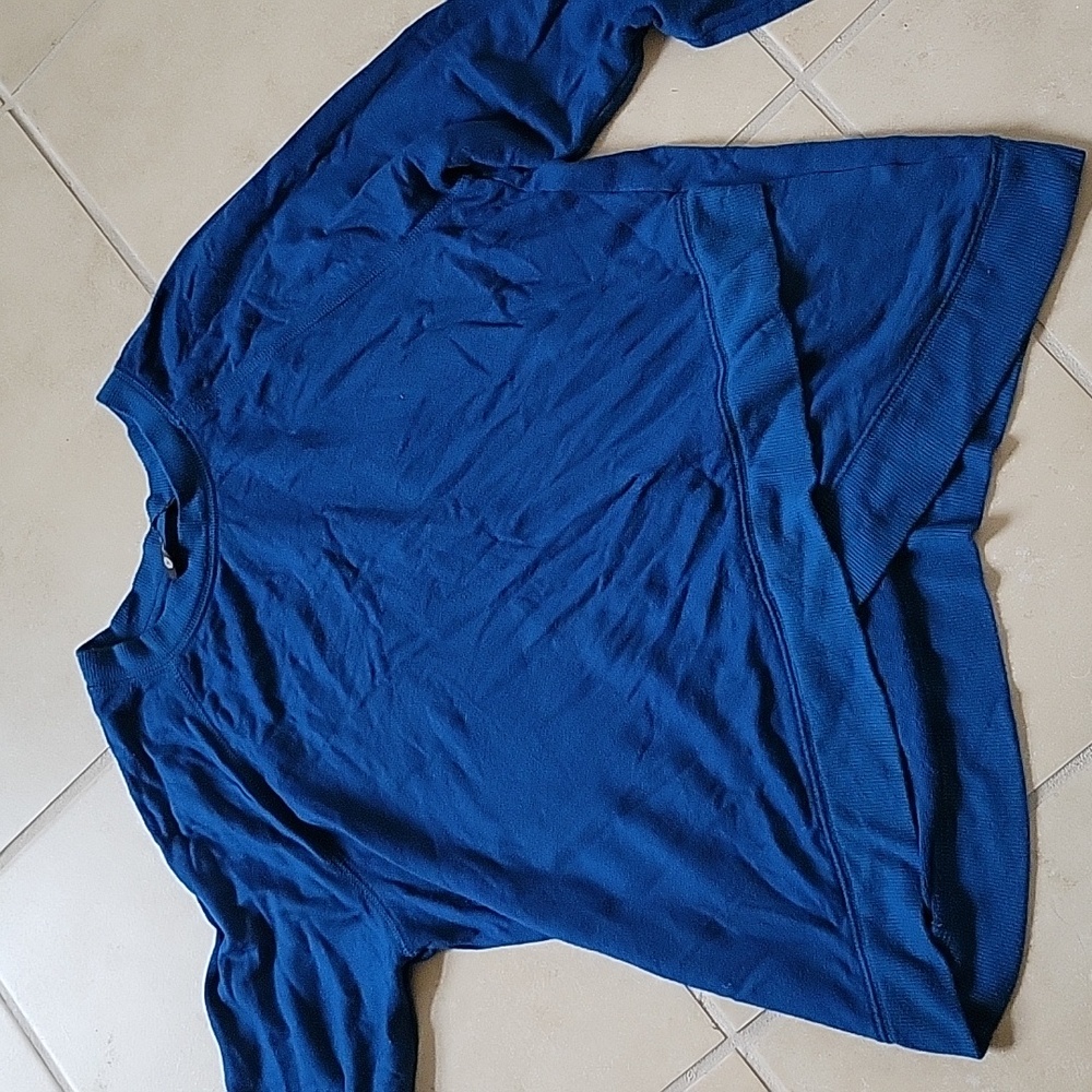 Athleta size small light sweater